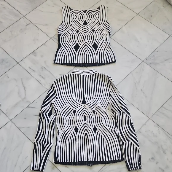 Andrea Roseti Black and White Patterned Top and Jacket Set - Picture 7 of 12